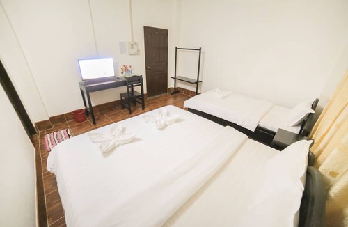 Vang Vieng House | Maylay Guesthouse