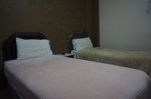 Yasothon Hotel | Wetsawat Place Hotel