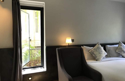 Huay Kaew Hotel | Hotel Noir