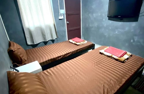 Amphawa House | Ploynam Homestay