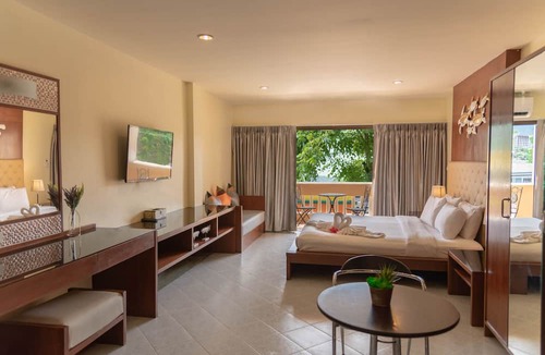 Phuket Hotel | Park 38 Hotel
