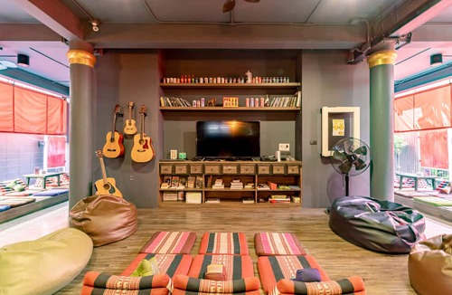Embassy District Hostel | Cloud on Saladaeng Silom Hostel Bangkok
