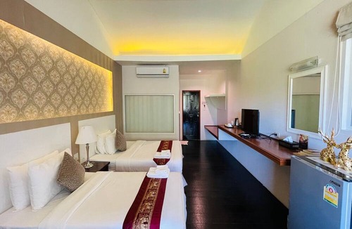 Sai Yok Hotel | Baan Rim Kwai Paerimnam Resort