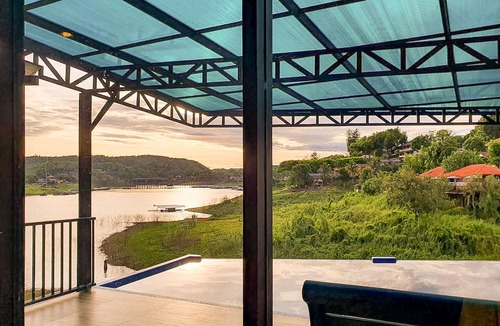 Sangkhla Buri Hotel | Phornpailin Riverside Resort