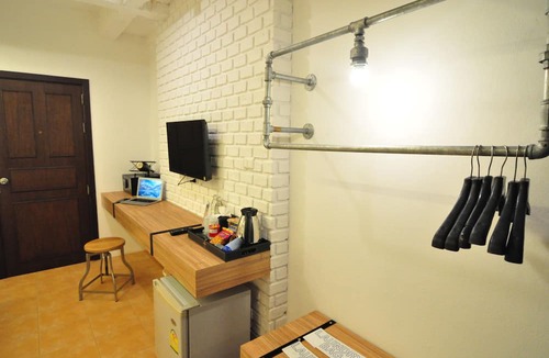 Nanai Road Hotel | Forty Winks Phuket