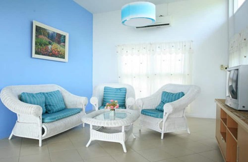 Ban Phe Hotel | White at Sea Resort