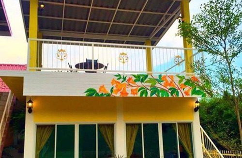 Ko Sichang Hotel | Maiyok Resort