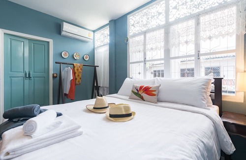 Talat Noi Bed & Breakfast | The Unforgotten B&B