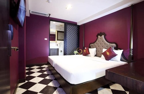 Talat Yot Hotel | Violet Tower at Khaosan Palace