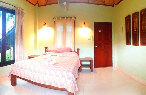 Chalong Hotel | Shanti Lodge Phuket
