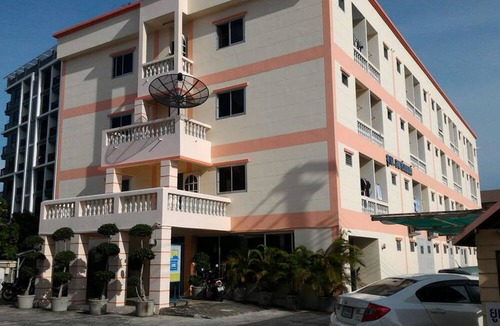 Saen Suk Hotel | UJ Apartment