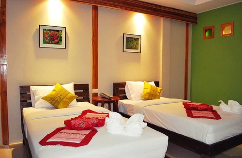 Pua Hotel | Oopkaew Resort