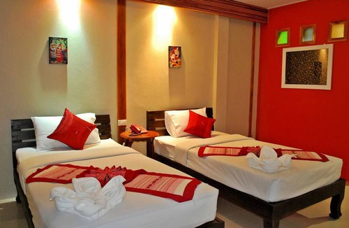Pua Hotel | Oopkaew Resort