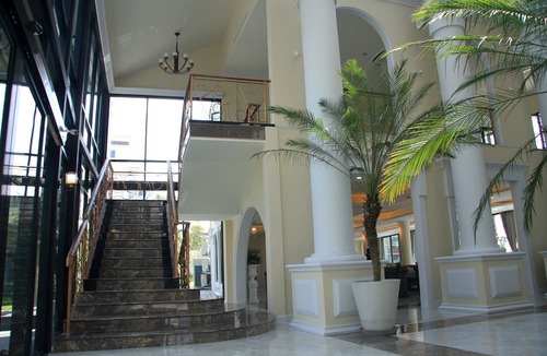 Bang Sao Thong Hotel | The Green View Hotel