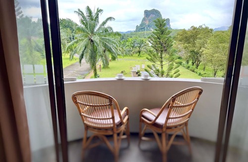 Ao Luek Hotel | PN Mountain Resort and Villas Krabi