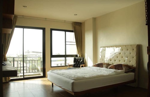 Krathum Baen Hotel | The Residence Thepkanjana