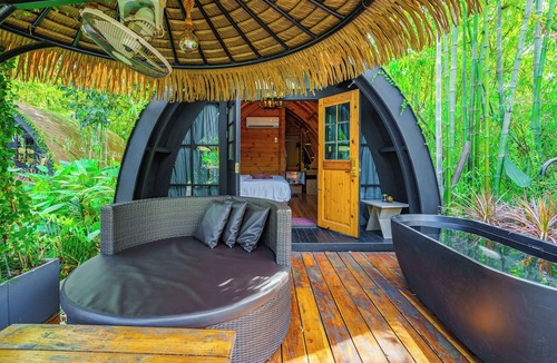Damnoen Saduak Hotel | Khum Damnoen Resort