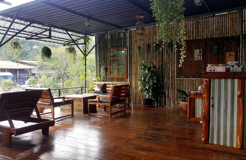 Ayutthaya Hotel | Baan Canalee