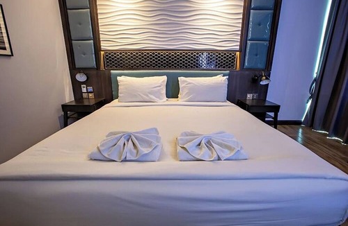 Phitsanulok Hotel | Holatel Hotel Phitsanulok