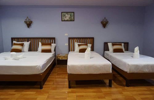 Lampang Hotel | Lampang Bouteak Resort