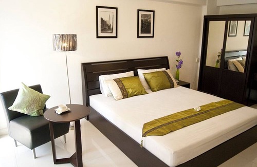 Bang Na Hotel | Good Houses Apartment
