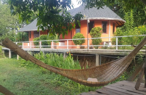 Khemarat Hotel | Khemmarat Baandin Resort