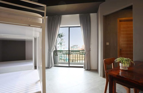 Daun Penh Hostel | SKY HOTEL Central Phnom Penh - Rooms & Apartments