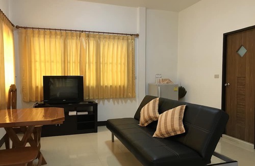 Pak Phli Hotel | Nernbok Garden