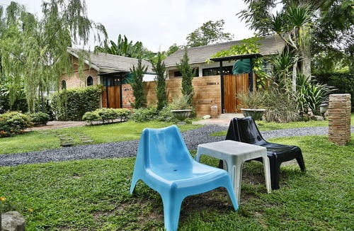 Nakhon Nayok Hotel | Ginger Bread House - Pet Lover Resort