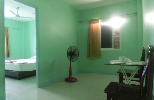 Talat Yai House | Pek House