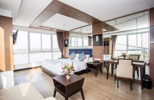 Nakhon Phanom Hotel | Blu Hotel Nakhon Phanom