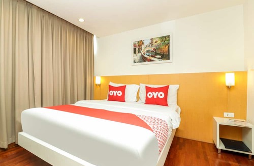 Si Phraya Hotel | OYO 225 Premier Place Hotel