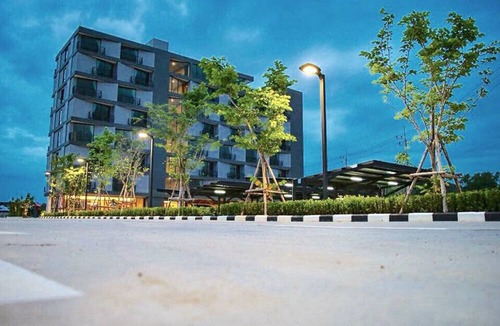 Pak Phraek Hotel | The 28th Hotel