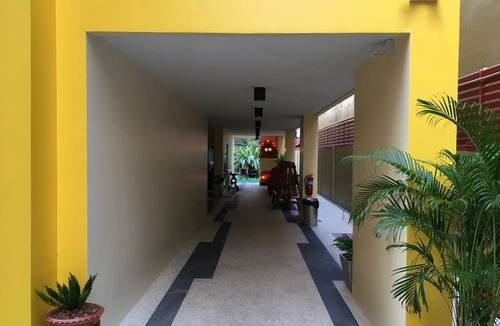 Khao San Hotel | Baan Wanchart Bangkok Residences