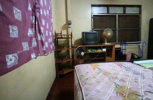 Dao Khanong Hotel | Anurak Guesthouse