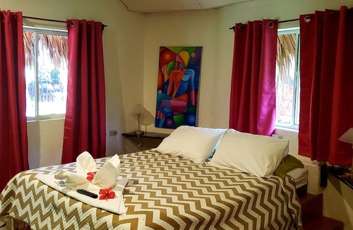 Corn Island Hotel | Paraiso Beach Hotel