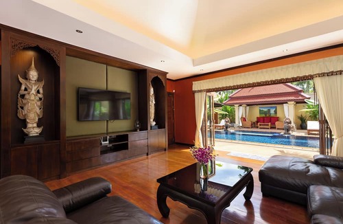 Rawai Villa | Private 6BR Tropical Estate near Nai Harn Beach