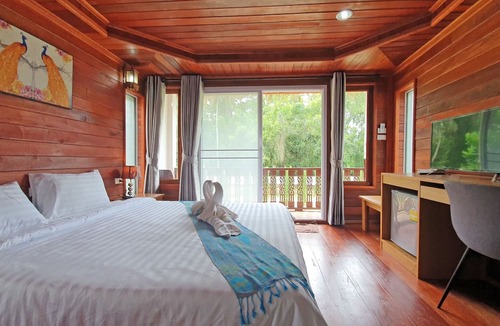 Nuea Khlong Hotel | Horizon Beach Resort Koh Jum