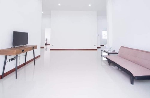Chiang Rai Hotel | Bees Smile Hotel