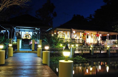 Sam Nak Thong Hotel | The Park Adventure