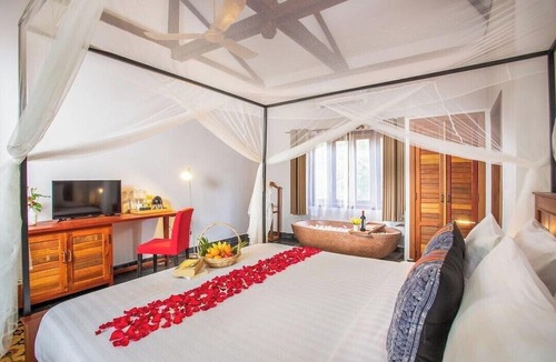 Sangkat Sla Kram Hotel | Isann Lodge