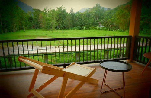 Khlong Sok Hotel | Art's Riverview Lodge