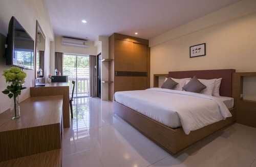 Warin Chamrap Hotel | U Duay Gan Garden Home