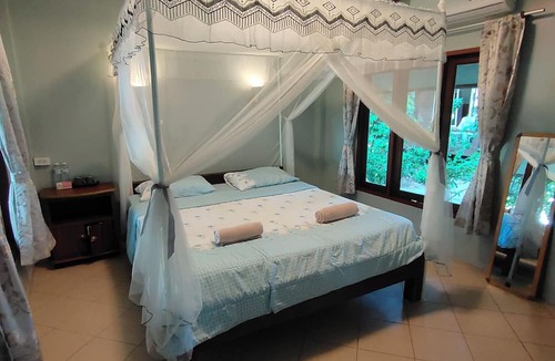 Ranong Hotel | Phayam Coconut Beach Resort