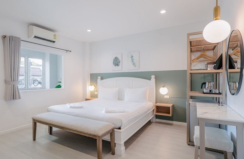 Old Phuket Town Hotel | Baan Sutra Guesthouse