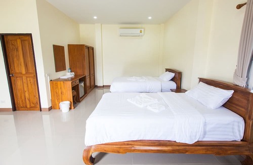 Mae Faek Mai Hotel | Mae Faek Villas