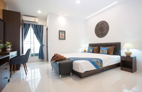 Lat Krabang Hotel | Pongsakorn Boutique Resort