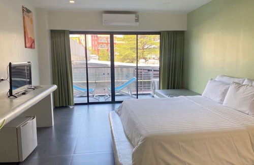 Ban Bang Saen Hotel | Panitar Haus