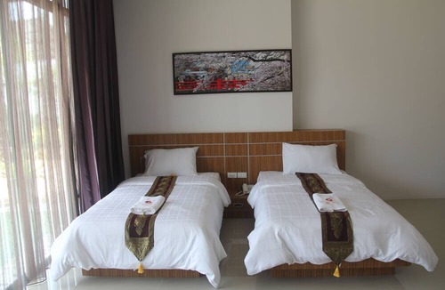 Surat Thani Hotel | Tawan Anda Garden Hotel