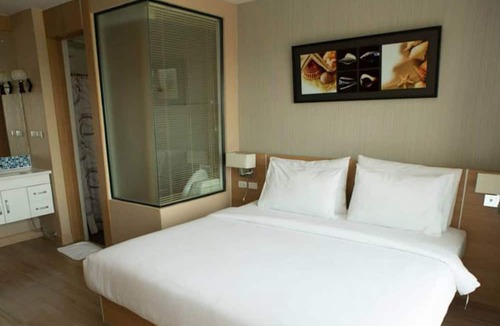 Ban Bang Saen Hotel | Coco Beach Resort Bangsaen